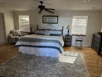 Logan Martin Lake- 3Br Waterfront Home with Breathtaking Views and Calm Waters