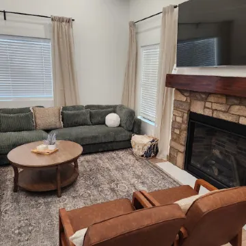 Family Friendly, Arcade Game, Sleeps 13, Gazebo, Firepit