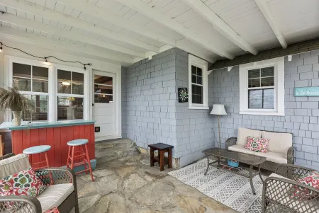 Check Our Calendar~Dates Available in December~ Booking in 2026 Now! Отели рядом с достопримечательностью «Трейлхед фор Йеллоу Маунтин Трейл»