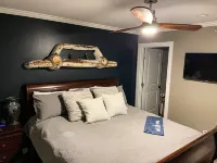 Newly remodeled riverside location a stroll from all which Pagosa has to offer!