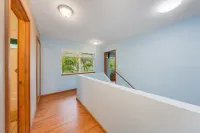 New 3 Bdrm, Large Lanai, Quiet area, Ocean Breezes, Short Walk to the Beach - Kitchens