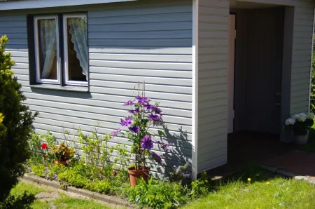 Exclusive Friesenhaus with sea views, sauna, wireless, disabled Отели рядом с достопримечательностью «Парк Хузумер Шлос»