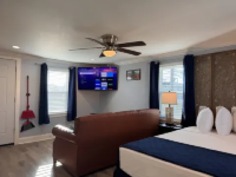 Comfy Coastal Cottage Four