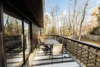 Thornton Place-Fenced Yard-Great Neighborhood-Close to IU