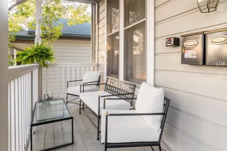 Sac City Loft Отели рядом с достопримечательностью «McClatchy Library»