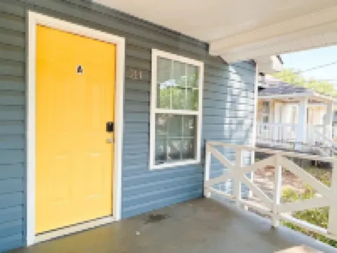 Cozy 1BR Close to Downtown & Greenville Drive Baseball