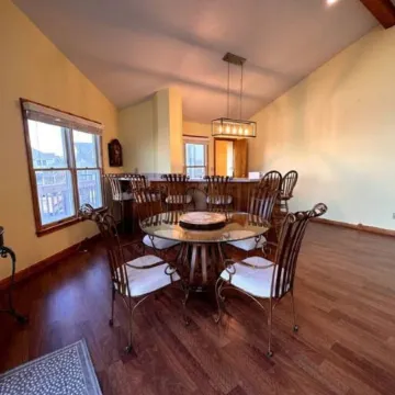 WhaleSound -Pool/Pet Friendly/0.2 mile to Beach