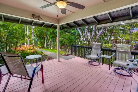 Ground Level Condo Near the Pool! Отели рядом с достопримечательностью «Анини Бич»