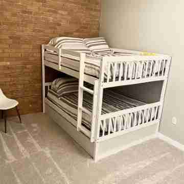 Sparkling clean, family friendly condo right on the water! Cedar Point View! Rooms