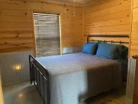 Grizzly Cabin. Roku TV & Star Gazing. No Pets Are Allowed