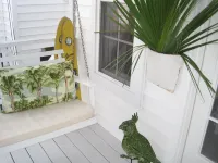 Twin Palms Cottage
