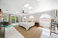 Family Fun-5B -Heated Modern Pool- Game Room - 2 Mins Beach-Short Orlando Drive