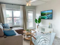 Winter Bliss by the Beach: Your Coastal Getaway 2BR 1.5B - 6 Guests