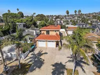 Newly Remodeled 2 Bedroom Near the Beach