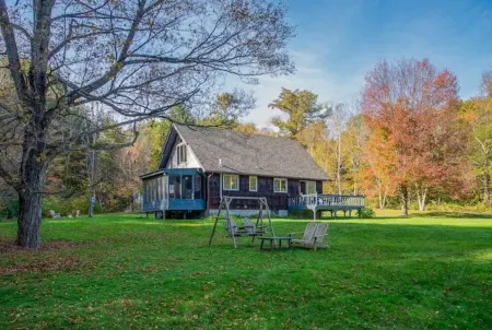 Gorgeous Mountains Views & Private Stream in Secluded Oasis