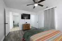 3 Bed 2 Bath Renovated Cozy Rustic Home