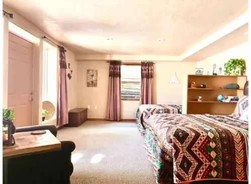 Crawford’s Mountain View Getaway