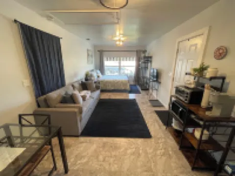 Cozy Studio, near Raymond James Stadium