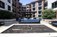 Luxury King Suite/Pool/SkyLounge