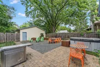 NE Arts/BrewHouse; Amazing location, hot-tub, pool table, local art