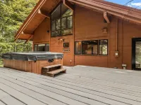 Charming 4-bedroom Ski house in Stratton with Shuttle or walk to slope. Hotels in Stratton Mountain