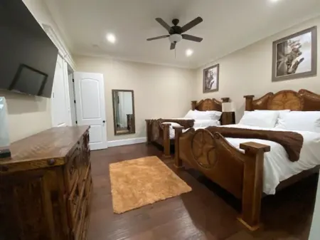 NEW Hacienda Ranch W/ Resort Style Pool