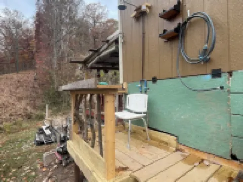 Tiny home overlooking the river with SPECTACULAR VIEWS and lots of extras! Hotels in Summers County