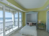 Oceanfront with 4 Oceanfront balconies!!! Hotels in Folly Beach
