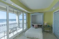 Oceanfront with 4 Oceanfront balconies!!!