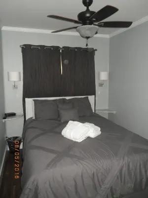Renovated 1 Bed/1 Bath Ocean Villa Unit on Peaceful Marsh