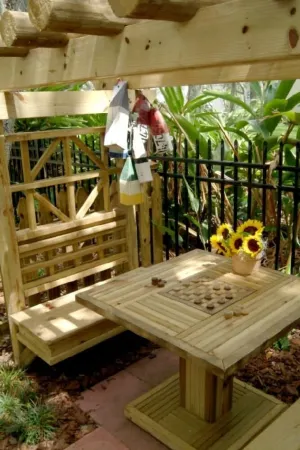 Magical Waterfront Home, Sunsets,Guest House, Beach, Dock, game room, Playground