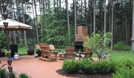 Charming 4-bedroom house in Interlochen. Your home away from home.