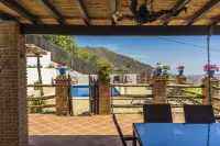 Traditional andalusian house // Long winter vacation offers !!