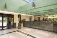Days Inn by Wyndham Panama City Beach/Ocean Front