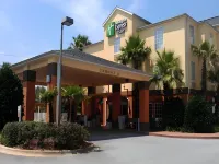Holiday Inn Express & Suites DESTIN E - COMMONS MALL AREA by IHG Hotels in Destin