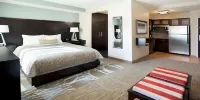 Staybridge Suites Wichita Falls Hotel dekat Akin Auditorium
