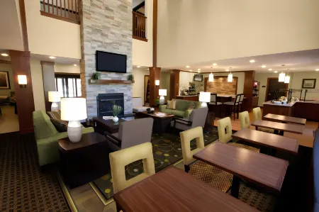Staybridge Suites Lake Charles Отели в г. Лейк-Чарльз