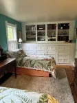 Maine waterfront home, with hot tub and dock access, 1 mile from downtown Bath