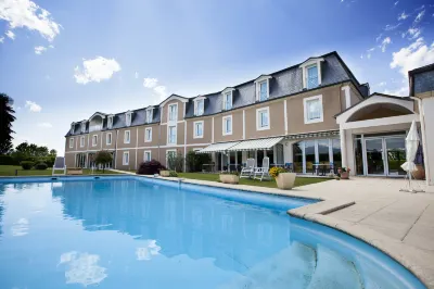 Alysson Hôtel فنادق في Lay-Lamidou