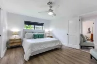 Beach Bungalow Pool Home East Delray