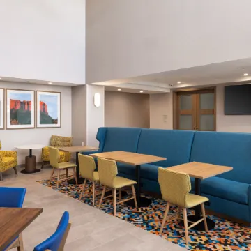 Hampton Inn & Suites by Hilton Cottonwood Отели в г. Явапаи