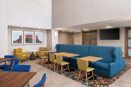 Hampton Inn & Suites by Hilton Cottonwood Отели в г. Джером
