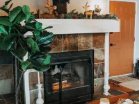 Charming Retreat with Stunning Lake Views. Ξενοδοχεία στην πόλη Crestline