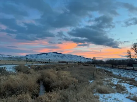 Pioneer Mountain Cabins - Cabin 4