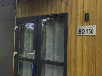 Tiny Haus Mit schönem Seeblick Hotels in Wemding