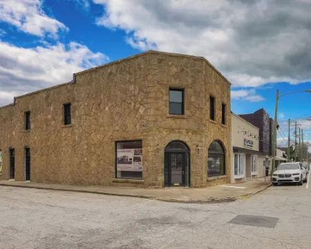 Walk to Stone Mountain Park! Boutique Loft Downtown Stone Mountain GA Hotels in Stone Mountain