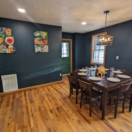 Old Post Office - Fam/Pet/EV Friendly in wild and wonderful Canaan Valley, WV!