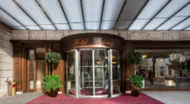 米萊尼耶酒店 酒店