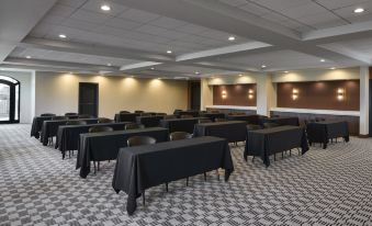 Bellasera Hotel & Suites Paso Robles, Tapestry by Hilton