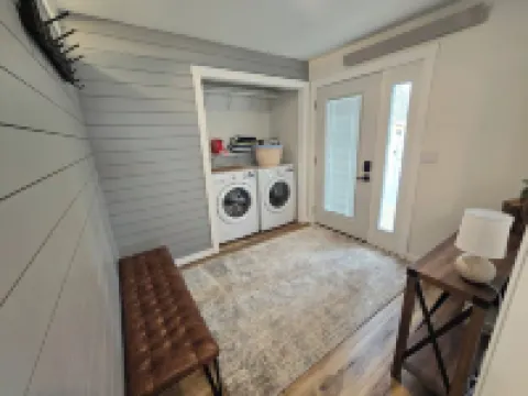 Beautiful Lake Home on Detroit Lake With a Private Beach and Dock